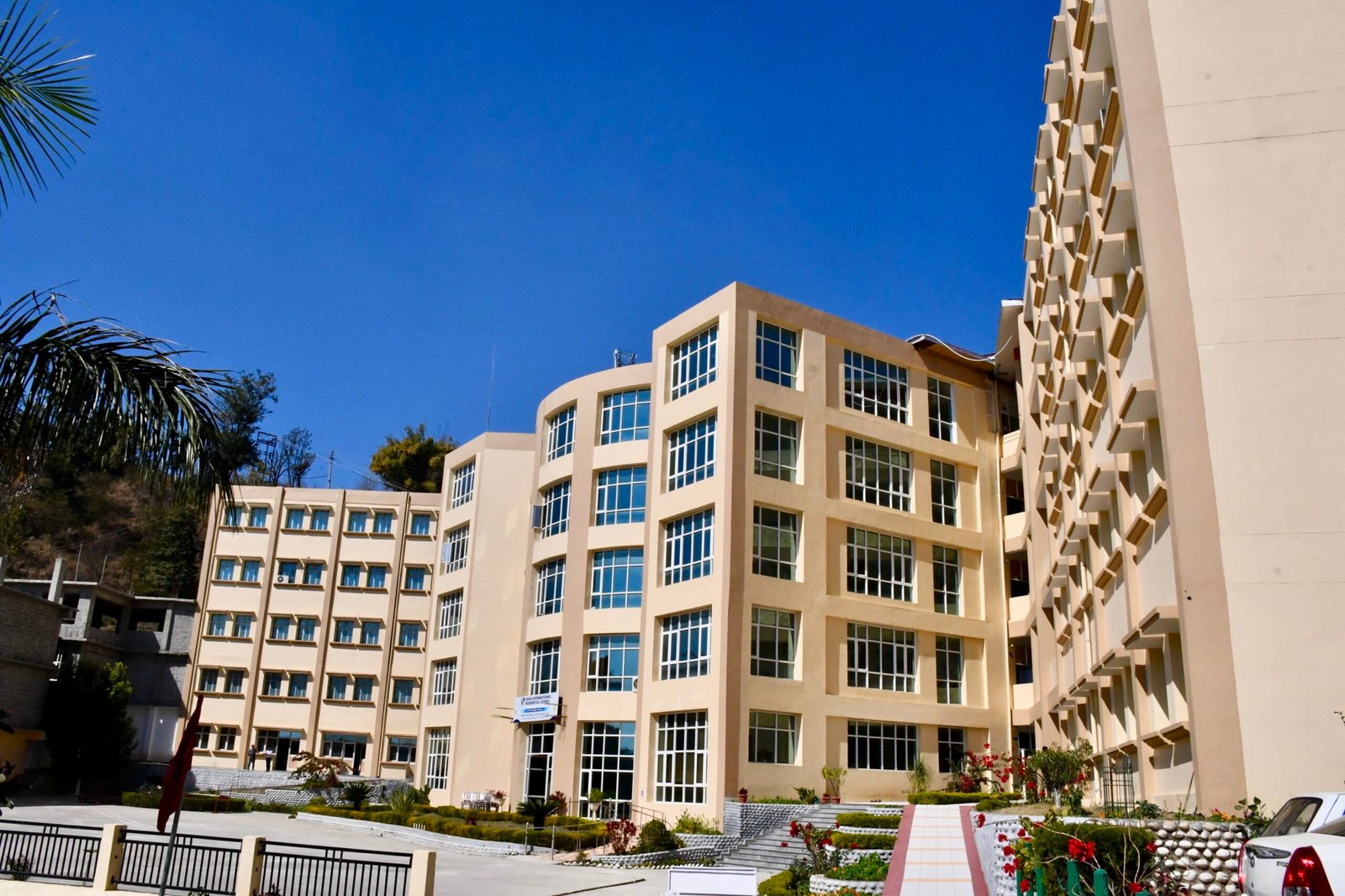 SIRS main building